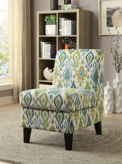 22' X 30' X 36' Green Pattern Accent Chair With Storage