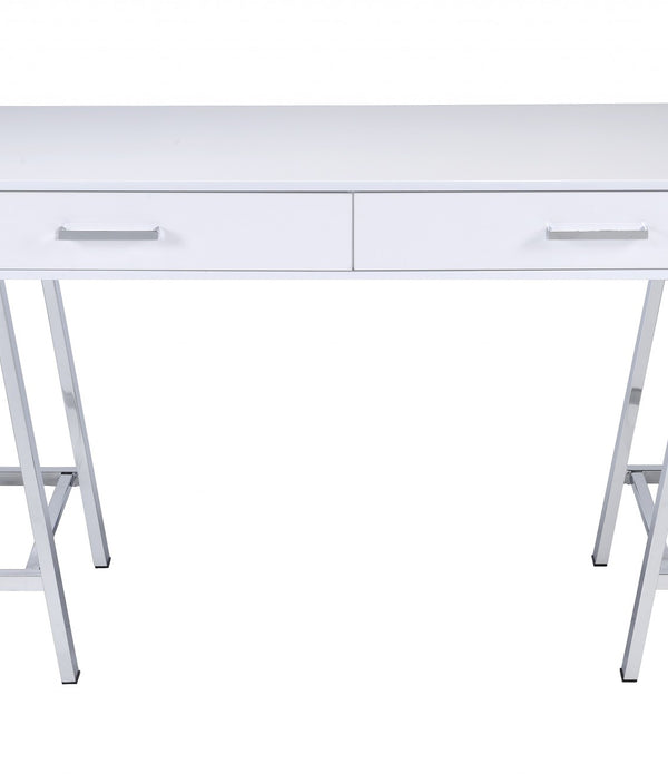 54' X 22' X 31' White And Chrome Glossy Polyester Desk