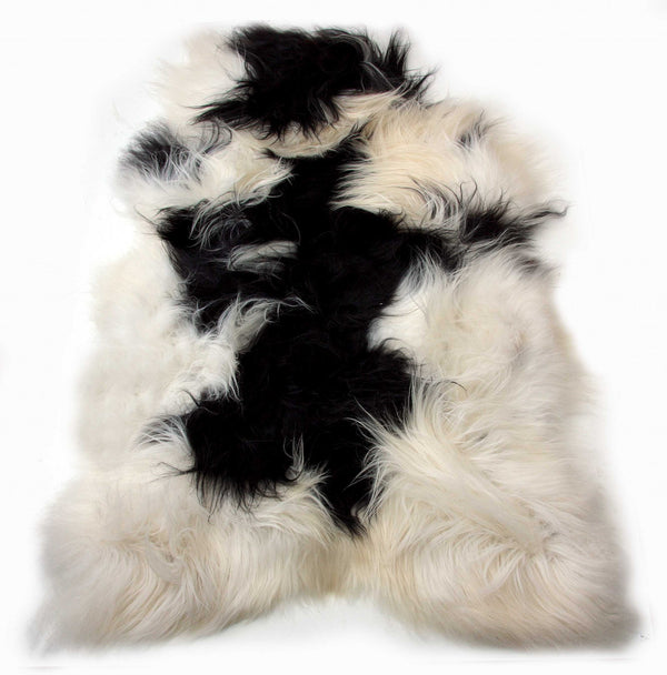 24" x 36" x 1.5" x 2" Spotted Sheepskin Single Long-Haired - Area Rug