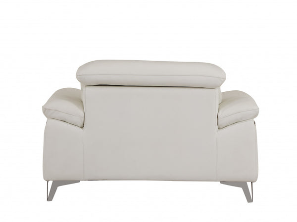 31" White Fashionable Leather Chair