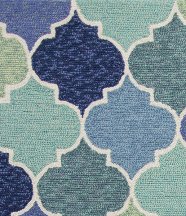 5'x8' Blue Hand Hooked UV Treated Quatrefoil Indoor Outdoor Area Rug