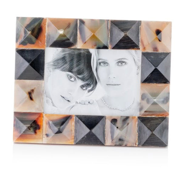 2' x 8.5' x 10.5' Black Green and White Mosaic 5x7 Photo Frame