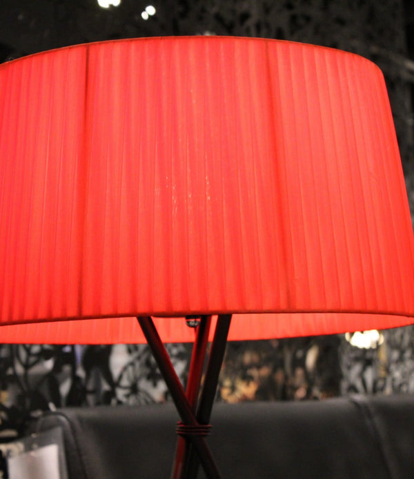 18 X 18 X 29.5 Red Carbon Steel Table Lamp