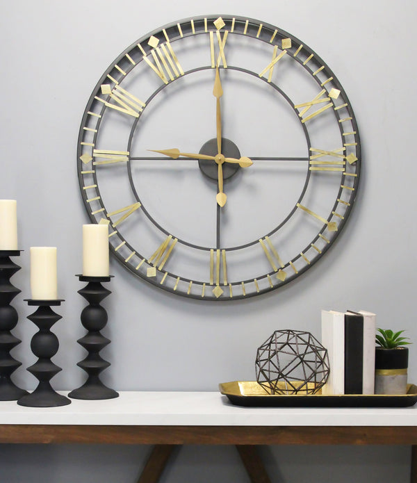 Oversized Vintage Style Metal Wall Clock  Black  Gold Numerals