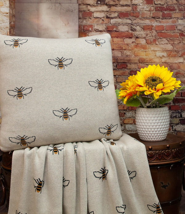 Ivory Bumble Bee Knitted Throw Blanket