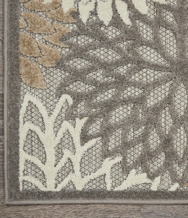 8’ x 11’ Natural and Gray Indoor Outdoor Area Rug