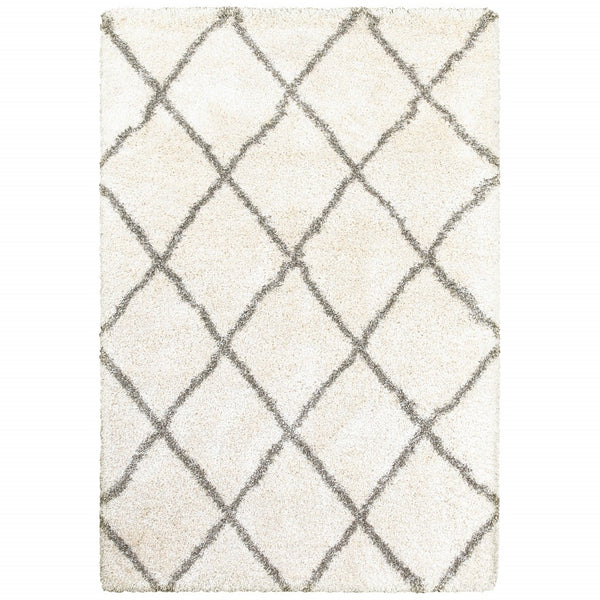 5’ x 8’ Ivory and Gray Geometric Lattice Area Rug