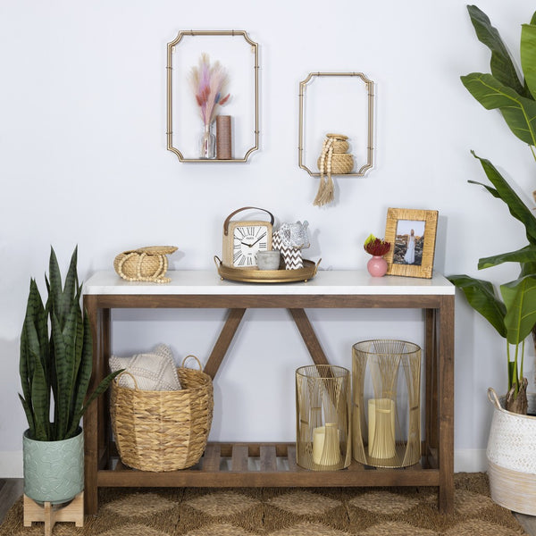 Leaf Pattern Green Planter with Wooden Base