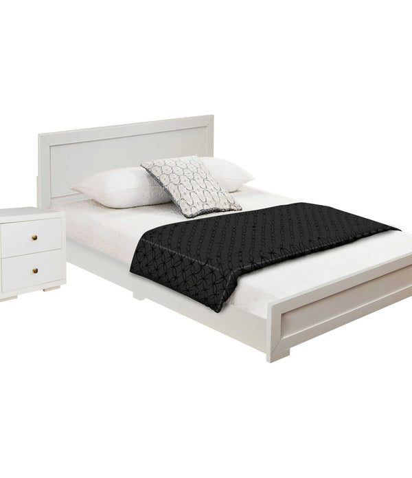 Moma White Wood Platform Full Bed With Nightstand