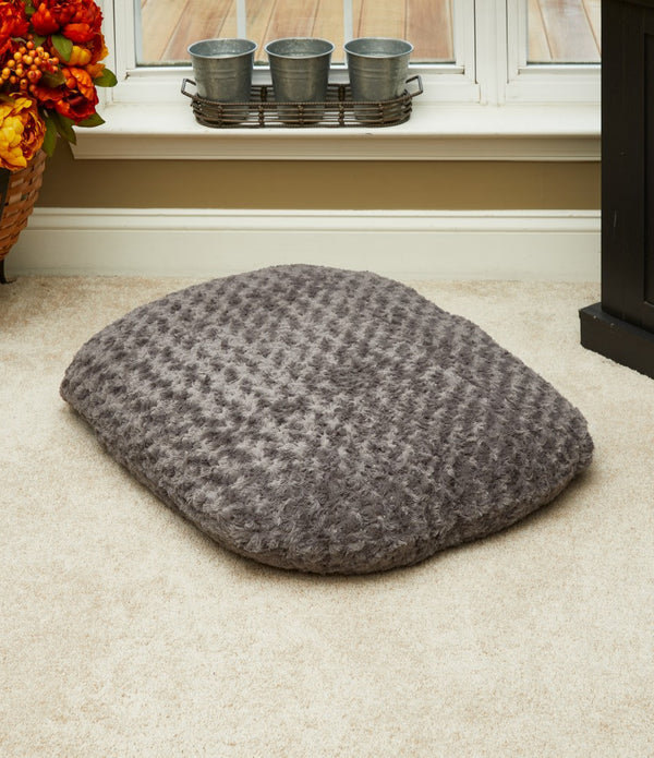 Gray 2' x 3' Lux Faux Fur Oval Pet Bed